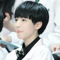 TFBOYSɰഺ˧ͷ